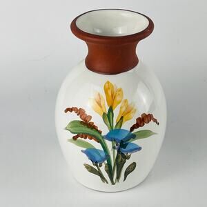 Hand Painted Emerson Creek Art Pottery Floral Vase 5.25”